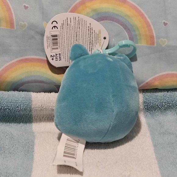 Ludwig Squishmallow Clip - Picture 2 of 2